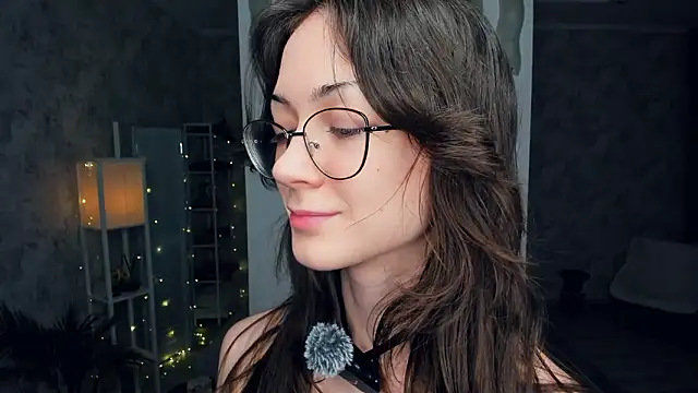 ReneeLippeatt online show from 03/01/26, 08:33