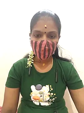 Snapshot of Tamil_Yalini12 chatting on 10/02/25, 10:00 Tamil Yalini12 online show from 10/02/25, 10:00