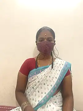 Snapshot of Tamil_Yalini12 chatting on 10/03/25, 06:10 Tamil Yalini12 online show from 10/03/25, 06:10