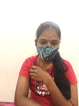 Snapshot of Tamil_Yalini12 chatting on 10/24/25, 08:05 Tamil Yalini12 online show from 10/24/25, 08:05