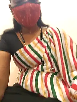 Snapshot of Tamil_Yalini12 chatting on 01/07/26, 07:33 Tamil Yalini12 online show from 01/07/26, 07:33