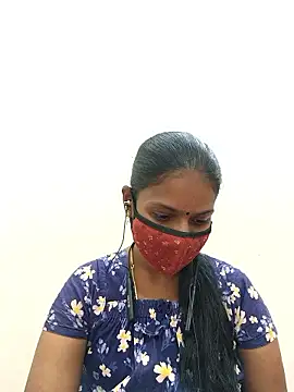 Snapshot of Tamil_Yalini12 chatting on 01/08/26, 02:19 Tamil Yalini12 online show from 01/08/26, 02:19