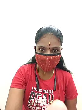 Snapshot of Tamil_Yalini12 chatting on 01/10/26, 03:58 Tamil Yalini12 online show from 01/10/26, 03:58