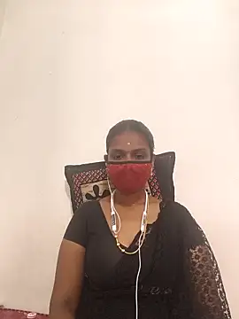 Snapshot of Tamil_Yalini12 chatting on 02/20/26, 06:26 Tamil Yalini12 online show from 02/20/26, 06:26