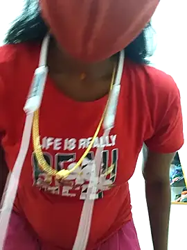 Snapshot of Tamil_Yalini12 chatting on 02/28/26, 01:01 Tamil Yalini12 online show from 02/28/26, 01:01