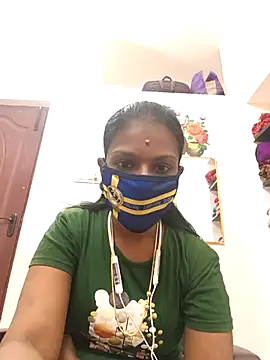 Snapshot of Tamil_Yalini12 chatting on 03/01/26, 08:16 Tamil Yalini12 online show from 03/01/26, 08:16