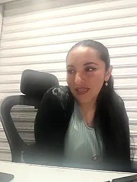 Snapshot of Alisson_Stonee chatting on 02/04/26, 11:31 Alisson Stonee online show from 02/04/26, 11:31