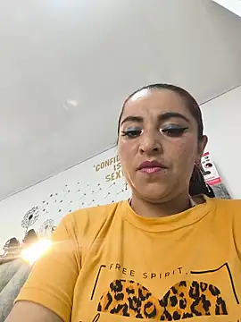 Snapshot of Alisson_Stonee chatting on 05/22/26, 10:48 Alisson Stonee online show from 05/22/26, 10:48