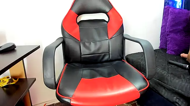 Snapshot of sharlotte_ms chatting on 10/27/25, 08:02 sharlotte ms online show from 10/27/25, 08:02