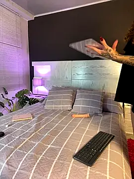 Camila Nyx online show from 12/01/25, 02:33