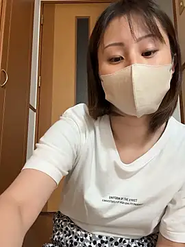 Snapshot of noa_00121 chatting on 10/16/25, 02:12 noa 00121 online show from 10/16/25, 02:12