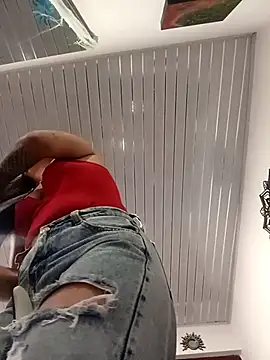  Luna-1 online show from 10/17/25, 03:03