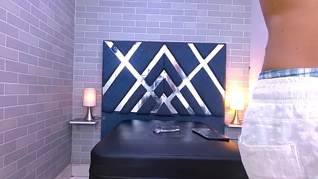 Snapshot of marcus_hans_ chatting on 11/17/25, 06:35 marcus hans online show from 11/17/25, 06:35