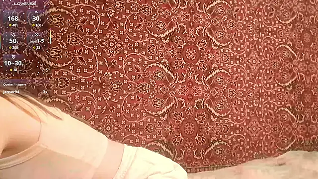 Snapshot of ivetabloom chatting on 10/19/25, 05:24 ivetabloom online show from 10/19/25, 05:24