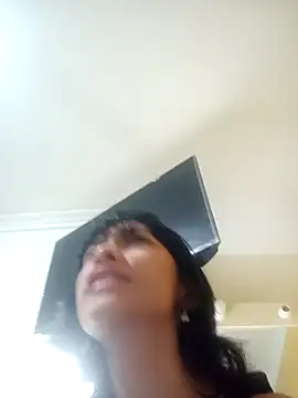 xoxo milk online show from 10/07/25, 04:48