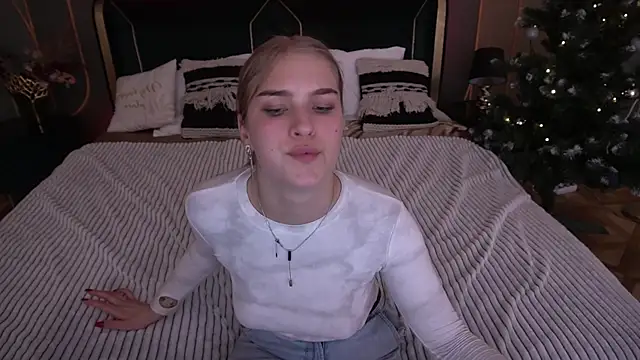 AlinaLiii online show from 01/07/26, 03:36