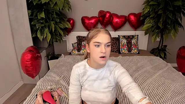 AlinaLiii online show from 02/11/26, 06:35