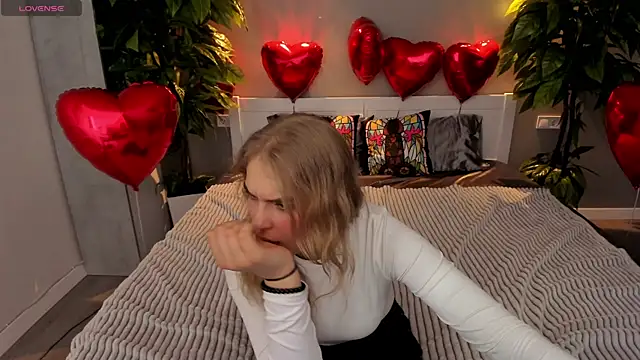 AlinaLiii online show from 02/12/26, 08:26