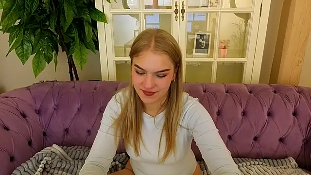 AlinaLiii online show from 03/22/26, 06:44