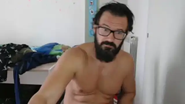 muscoloporco online show from 10/26/25, 02:12