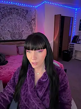 MaciiMayy online show from 03/26/26, 07:19