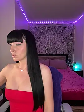 MaciiMayy online show from 04/24/26, 11:51