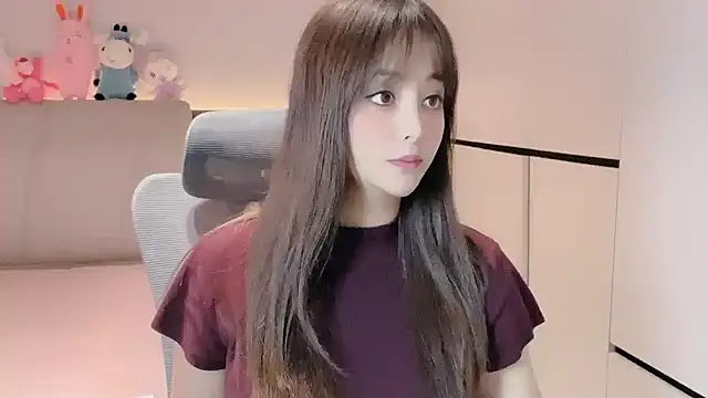 Snapshot of Koo-liy chatting on 10/08/25, 01:31 Koo-liy online show from 10/08/25, 01:31