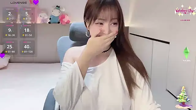 Snapshot of Koo-liy chatting on 12/14/25, 07:14 Koo-liy online show from 12/14/25, 07:14