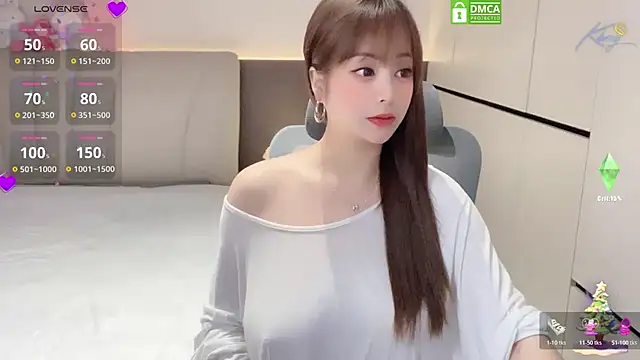 Snapshot of Koo-liy chatting on 05/15/26, 03:35 Koo-liy online show from 05/15/26, 03:35