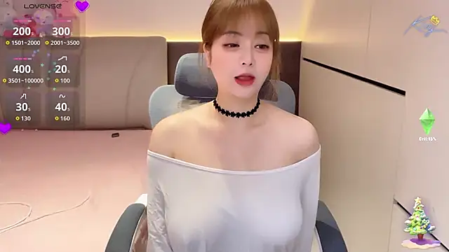 Snapshot of Koo-liy chatting on 07/06/26, 05:37 Koo-liy online show from 07/06/26, 05:37