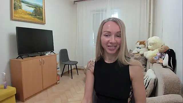 AlisiaCat online show from 04/18/26, 10:08