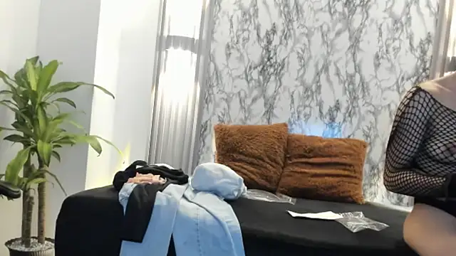 Dulcinea 2 online show from 10/21/25, 07:03