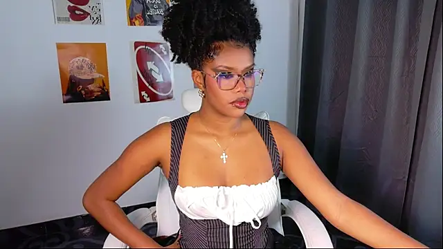 kehlannis  online show from 07/15/26, 06:35