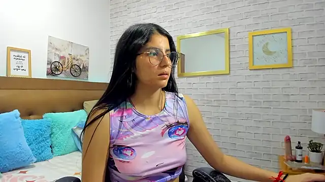 Snapshot of Julieta_Rose19 chatting on 08/07/26, 08:11 Julieta Rose19 online show from 08/07/26, 08:11