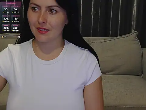 Snapshot of AriaShy chatting on 05/11/26, 02:23 AriaShy online show from 05/11/26, 02:23