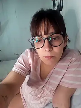 Snapshot of catperigosa chatting on 09/28/25, 10:26 catperigosa online show from 09/28/25, 10:26