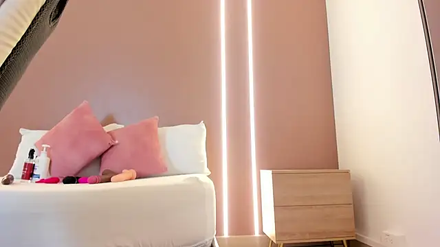 zoee zi online show from 02/26/26, 06:51