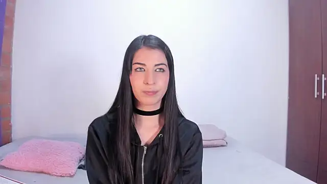 Snapshot of ScarlettRosetti chatting on 10/01/25, 03:12 ScarlettRosetti online show from 10/01/25, 03:12