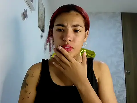 mariposa skye online show from 11/07/25, 08:58