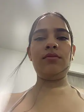 Valery lux16 online show from 10/08/25, 12:14