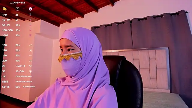 kalila latif online show from 10/07/25, 02:53