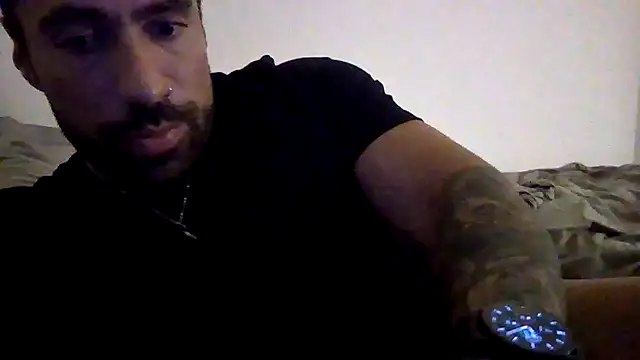 Snapshot of GymKing99 chatting on 07/02/26, 01:27 GymKing99 online show from 07/02/26, 01:27