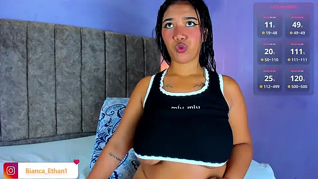 Snapshot of Bianca_Ethan chatting on 11/27/25, 05:04 Bianca Ethan online show from 11/27/25, 05:04