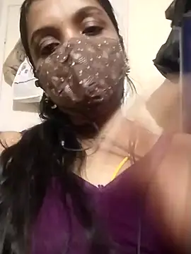 Snapshot of Tamil_Swathi chatting on 10/01/25, 10:10 Tamil Swathi online show from 10/01/25, 10:10