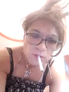 transreyna online show from 02/25/26, 04:16