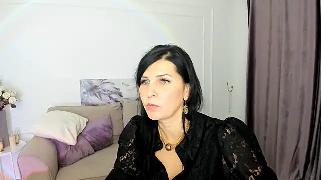 Moon Veloure1 online show from 12/02/25, 03:12