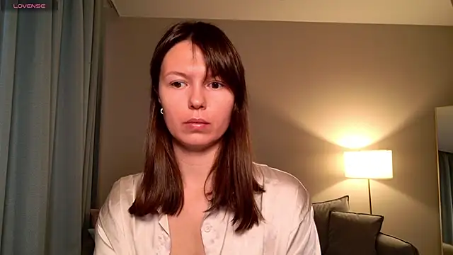 Snapshot of EllaCanny chatting on 05/09/26, 01:55 EllaCanny online show from 05/09/26, 01:55