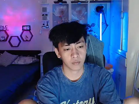 niel cumshow online show from 12/17/25, 04:02