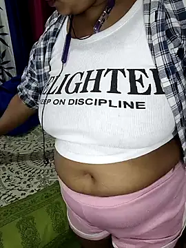 Snapshot of Deborbhavi222 chatting on 12/05/25, 12:47 Deborbhavi222 online show from 12/05/25, 12:47