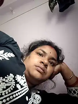 Deborbhavi222 online show from 12/17/25, 03:45